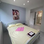 Eva Worldmap Oasis 2br, 2ba, Free Parking, Balcony * 스코페