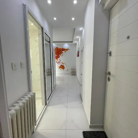 Evas Worldmap Apartment