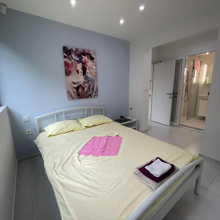 Eva Worldmap Oasis 2br, 2ba, Free Parking, Balcony * Üsküp