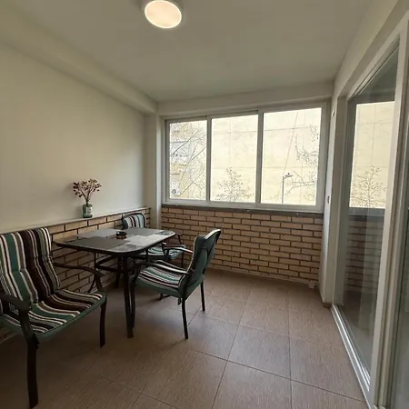 Apartman Eva Worldmap Oasis 2br, 2ba, Free Parking, Balcony